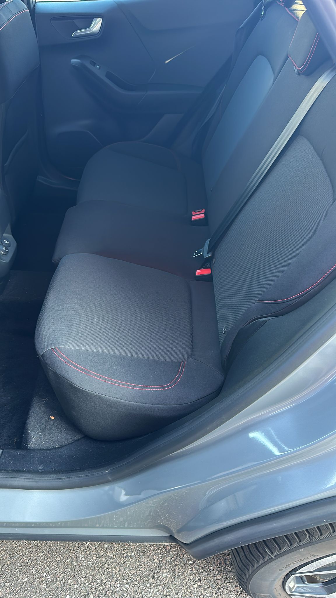 
								FORD PUMA II (2) 1.0 ECOBOOST 125 MHEV S&S ST-LINE POWERSHIFT full									